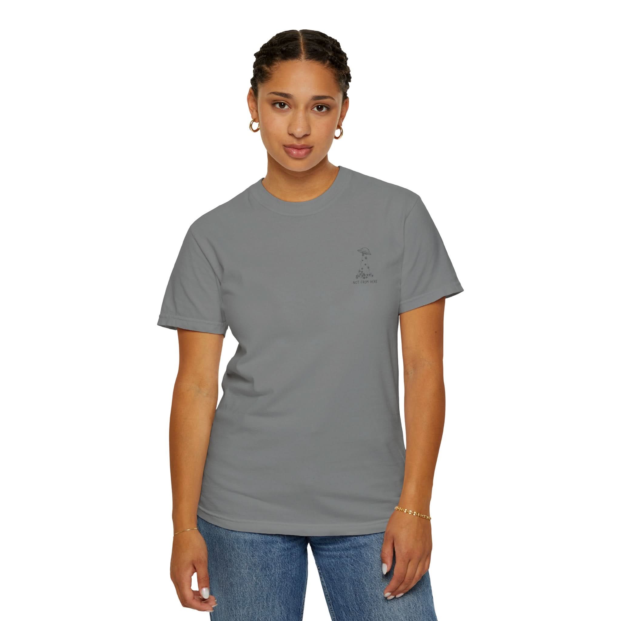 Unisex Garment-Dyed T-shirt - Soft, Relaxed Fit, Perfect for Everyday Wear,  Casual Outings